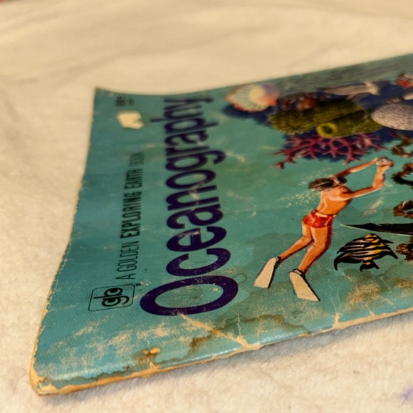 Vintage 1973 Golden Press Exploring Earth Oceanography Book, Paperback - Picture 14 of 14